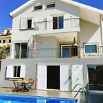 Fanny Ribeira Brava